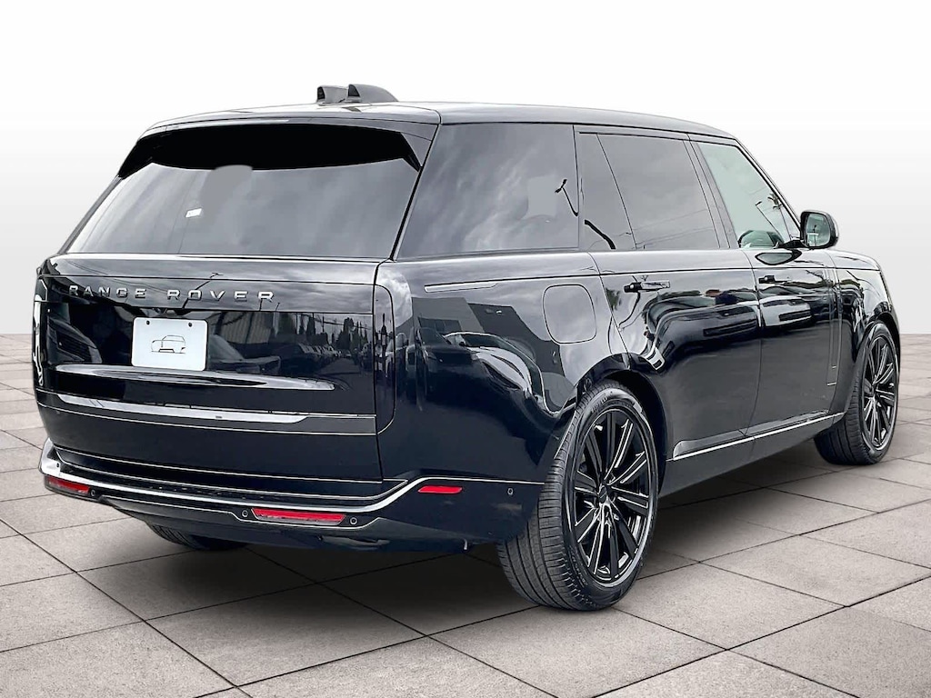 New 2026 Land Rover Range Rover SE 7 Seats SUV