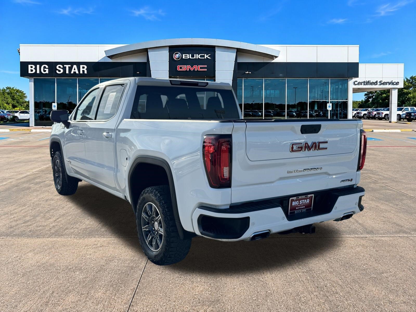 Used 2025 GMC Sierra 1500 AT4 Truck Crew Cab