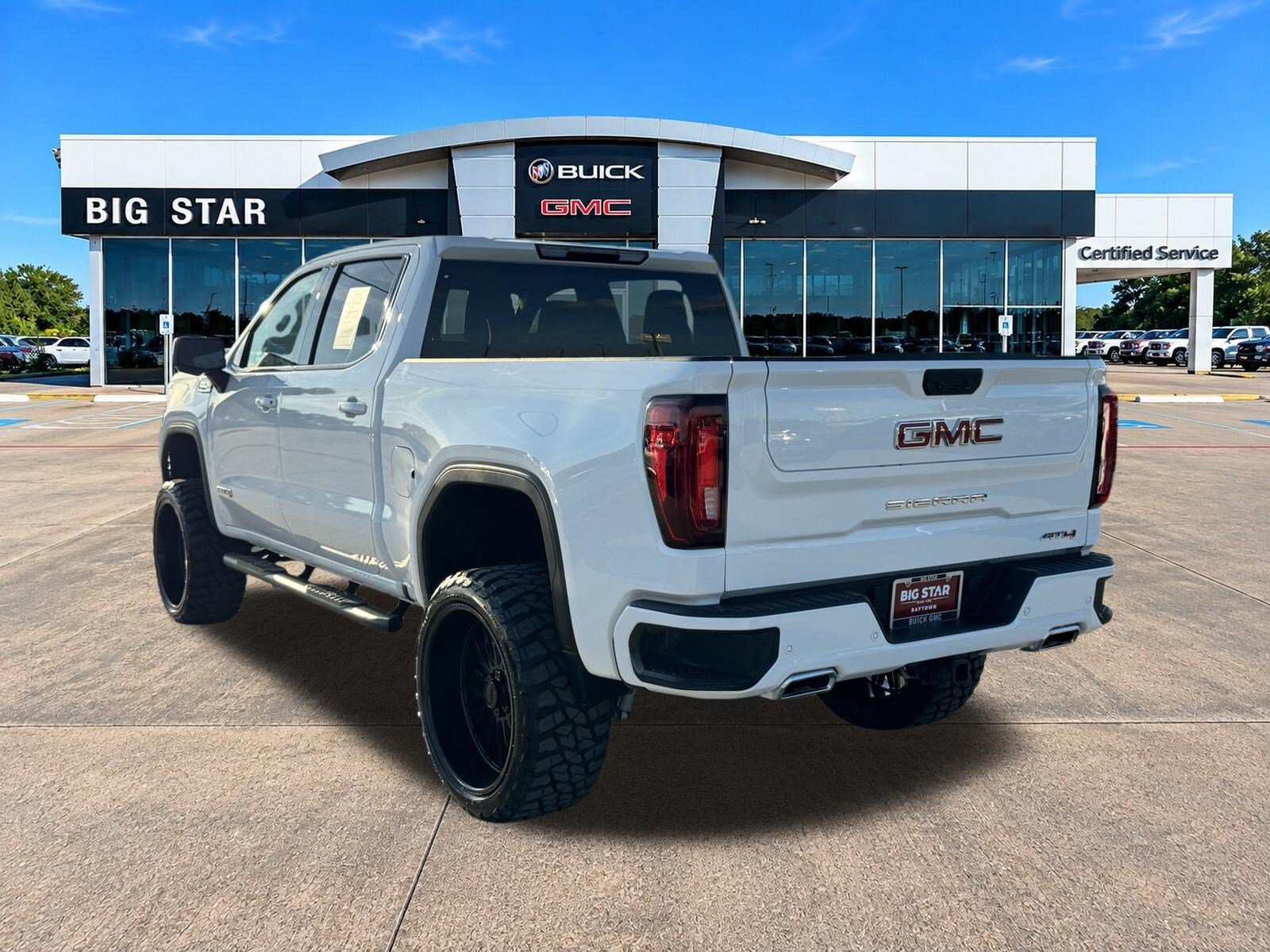 Used 2025 GMC Sierra 1500 AT4 Truck Crew Cab