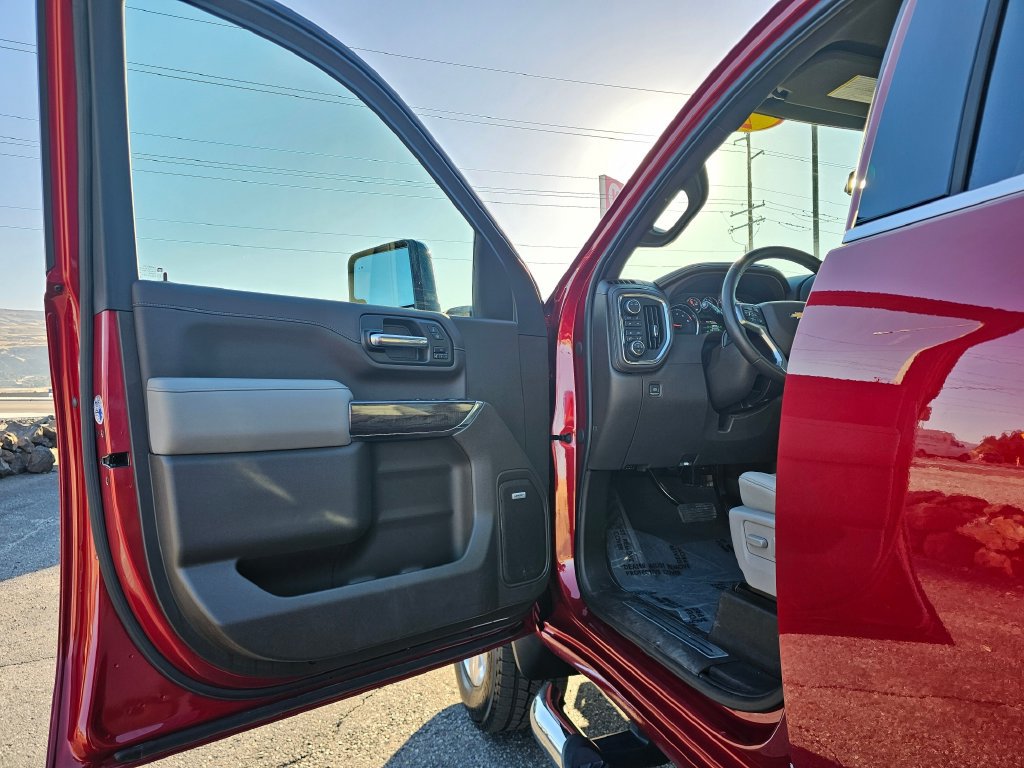 2023 Chevrolet Silverado 2500HD LTZ - Photo 26