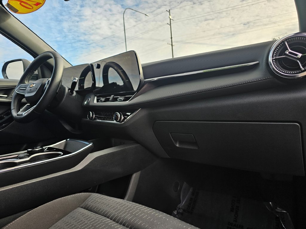 2026 Chevrolet Equinox LT - Photo 18
