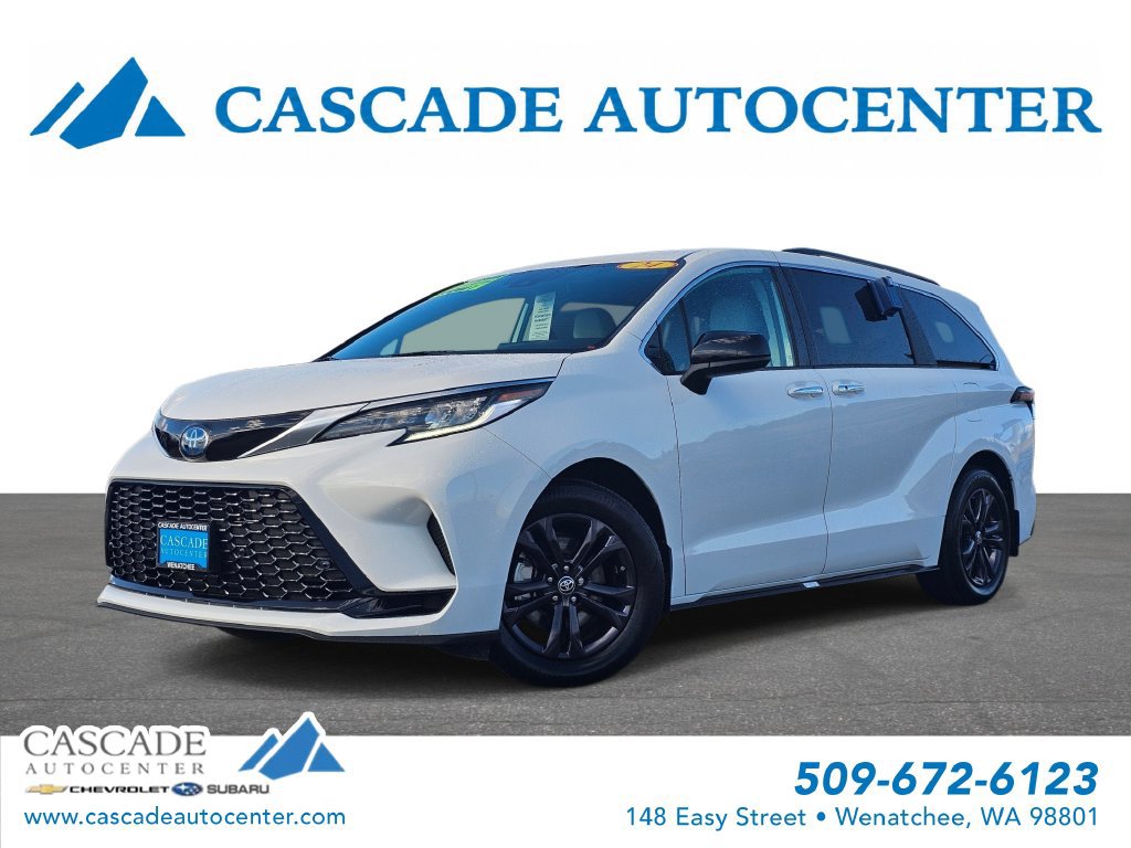 2024 Toyota Sienna LE