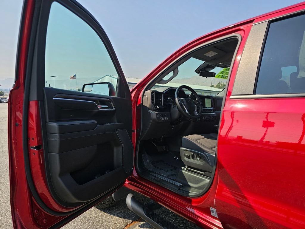 2024 Chevrolet Silverado 1500 LT Trail Boss - Photo 28