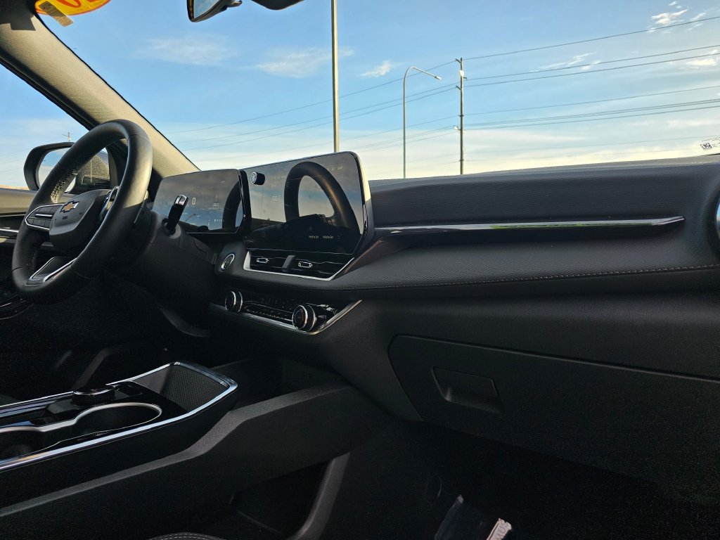 2026 Chevrolet Equinox LT - Photo 18