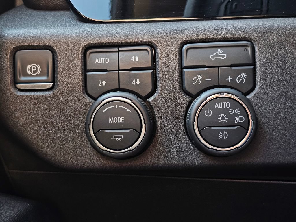 2024 Chevrolet Silverado 1500 LT Trail Boss - Photo 39