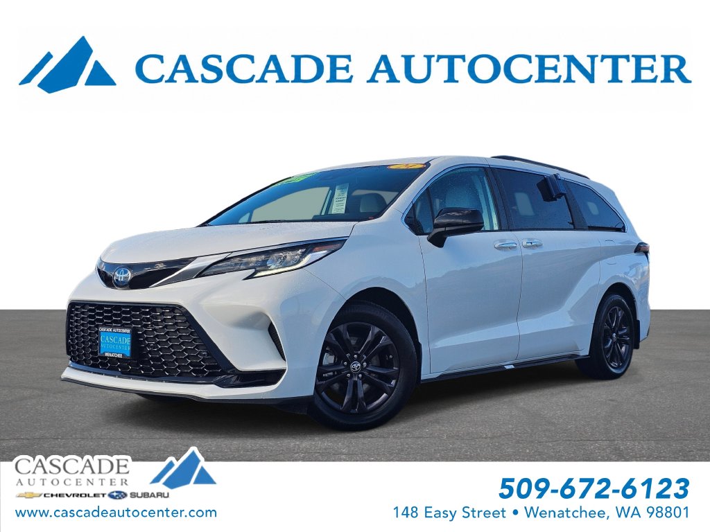 2024 Toyota Sienna LE