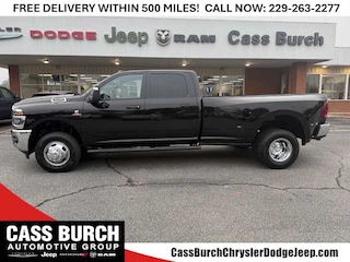2026 Ram 3500 TRADESMAN CREW CAB 4X4 8' BOX Pickup