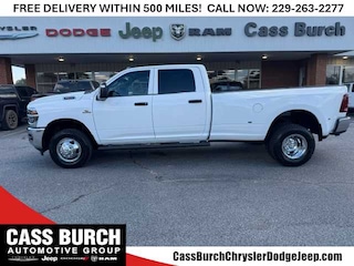 2027 Ram 3500 TRADESMAN CREW CAB 4X4 8' BOX Pickup