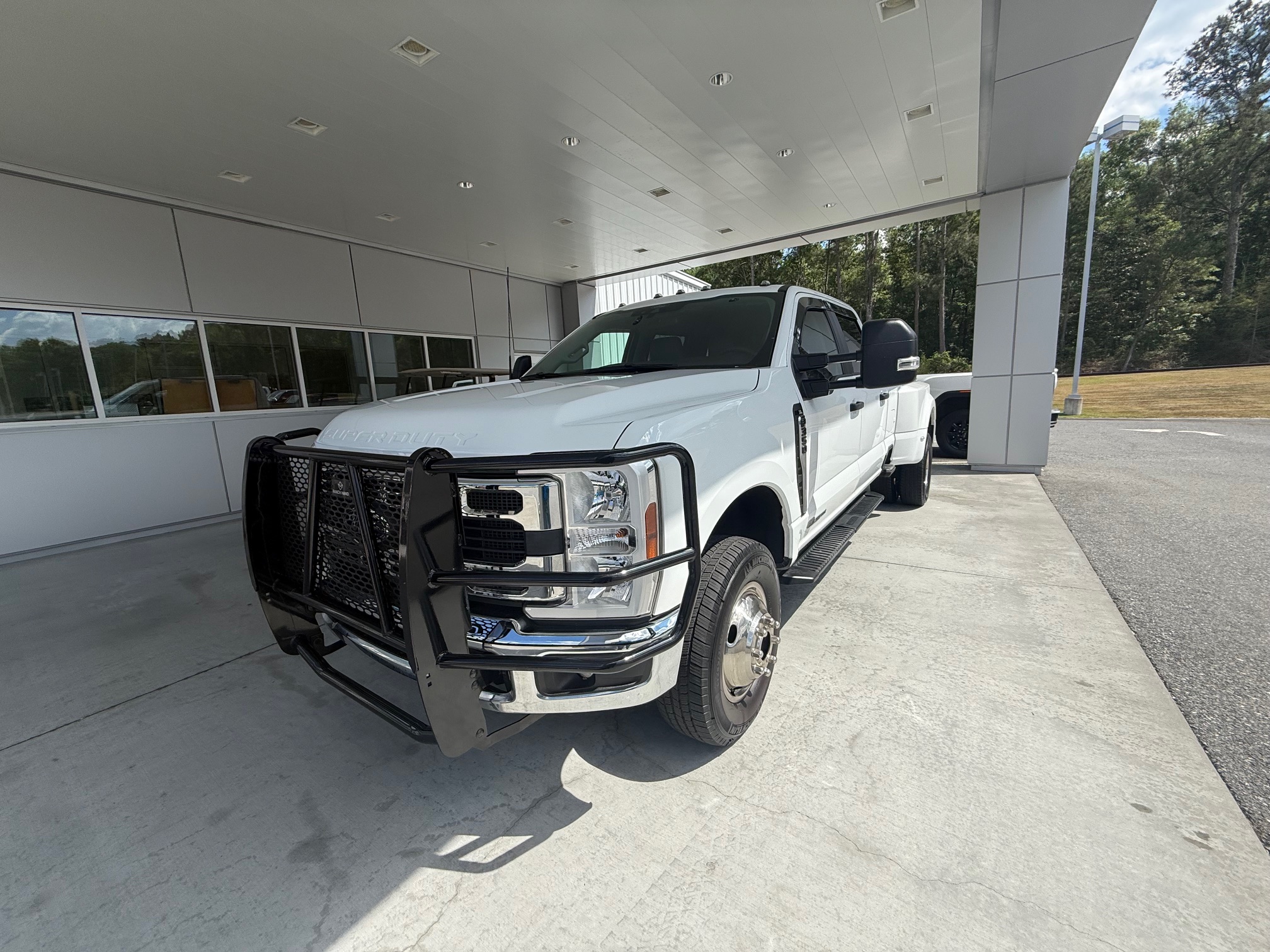  Ford Super Duty F-350 DRW