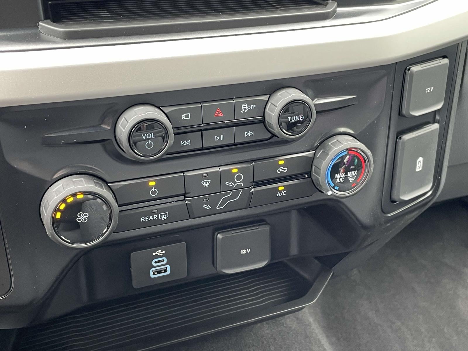 2026 Ford F-250 Super Duty XL - Photo 7