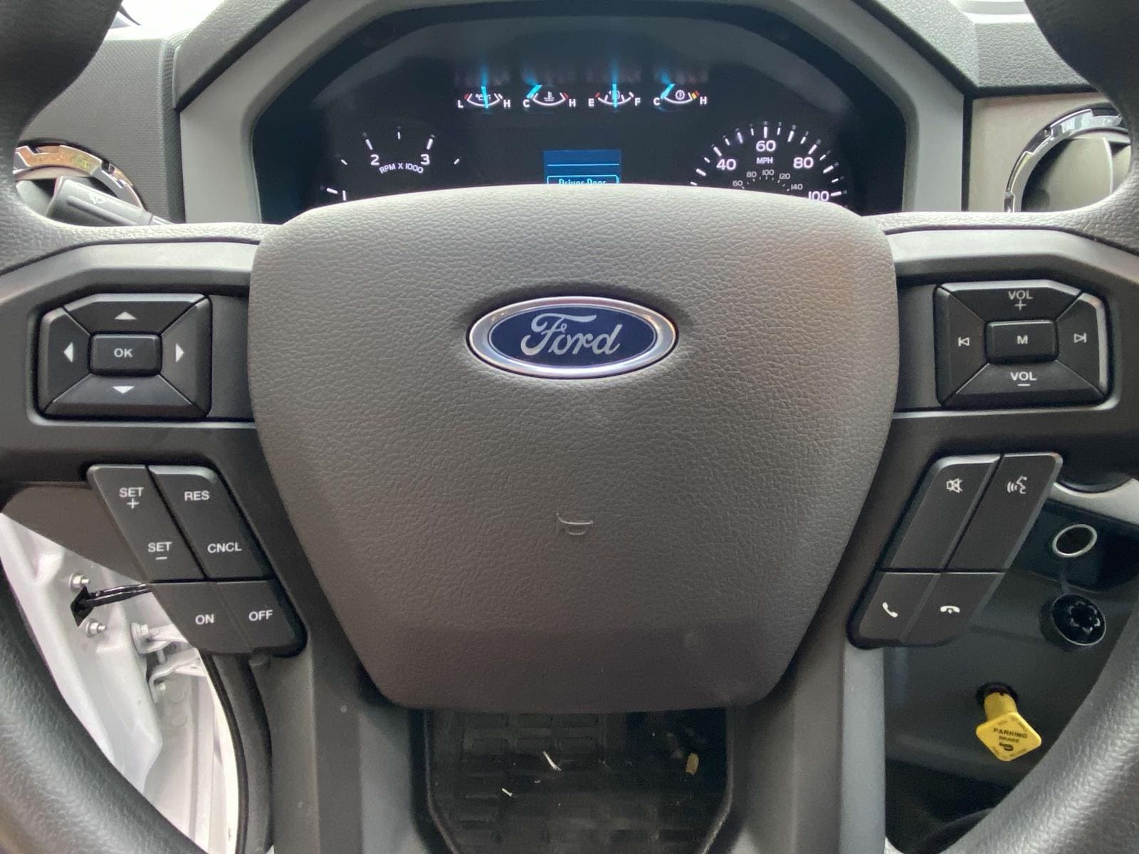2024 Ford F-750 Commercial - Photo 7