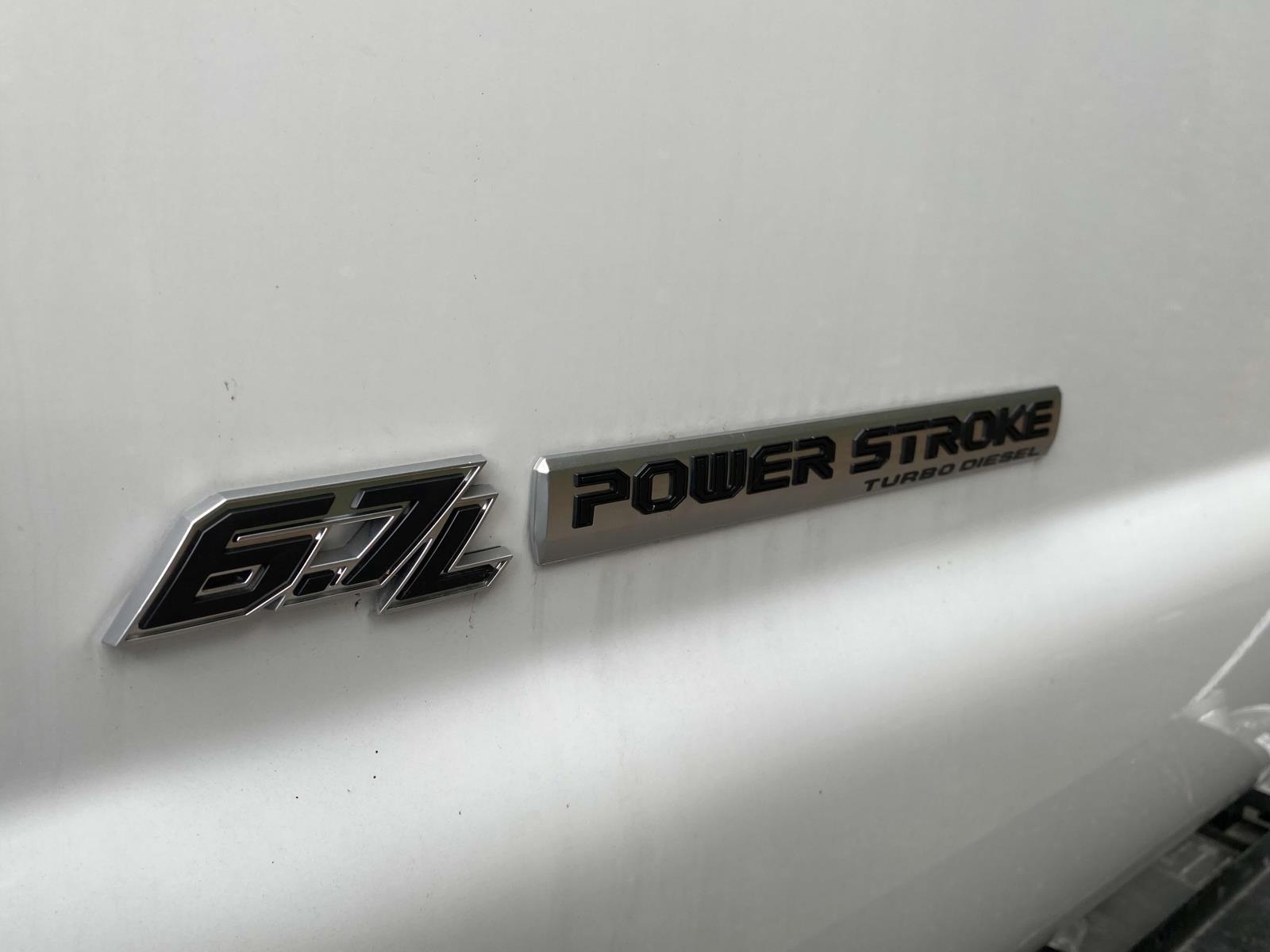 2024 Ford F-750 Commercial - Photo 10