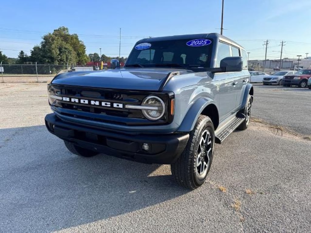Used 2025 Ford Bronco Outer Banks SUV