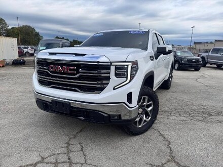 2023 GMC Sierra 1500 SLT Crew Cab Short Bed Truck
