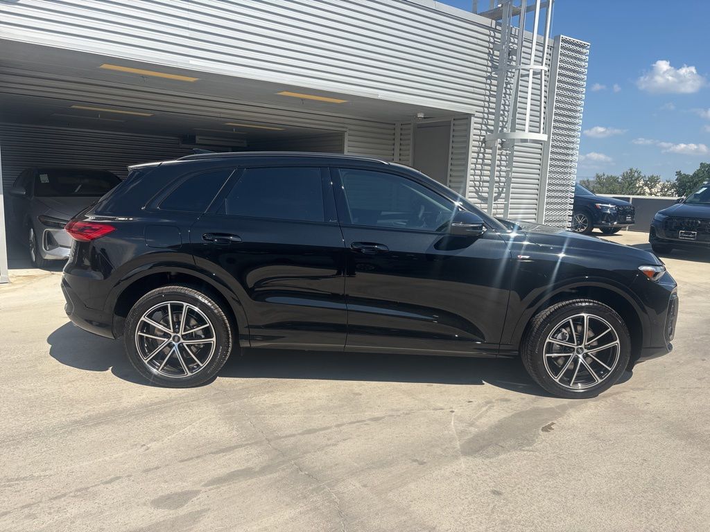 New 2026 Audi Q5 2.0T Premium Plus SUV