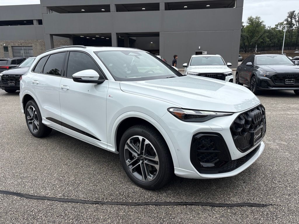 New 2026 Audi Q5 Premium SUV
