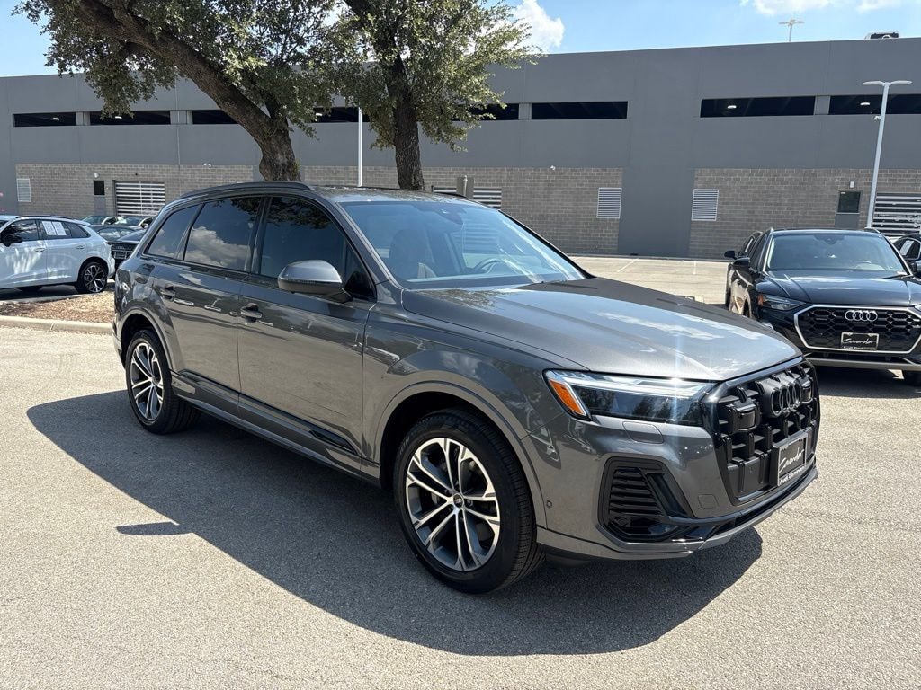 New 2026 Audi Q7 45 Premium Plus SUV