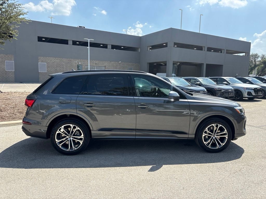 New 2026 Audi Q7 45 Premium Plus SUV