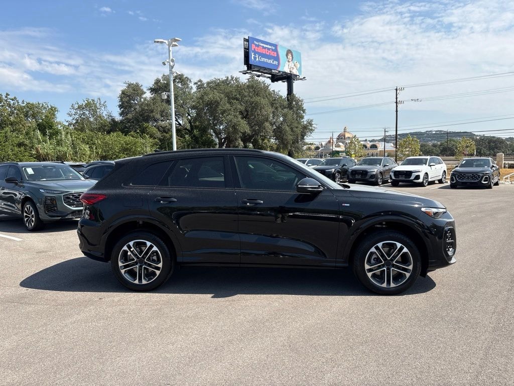 New 2026 Audi Q5 Premium SUV
