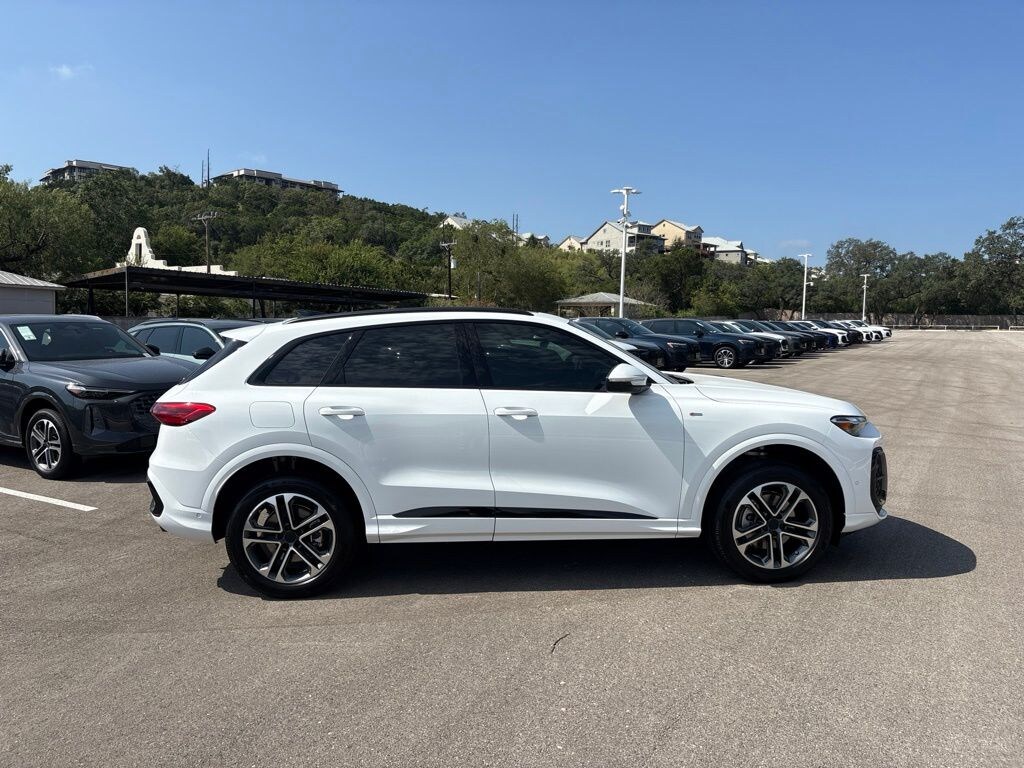 New 2026 Audi Q5 Premium SUV