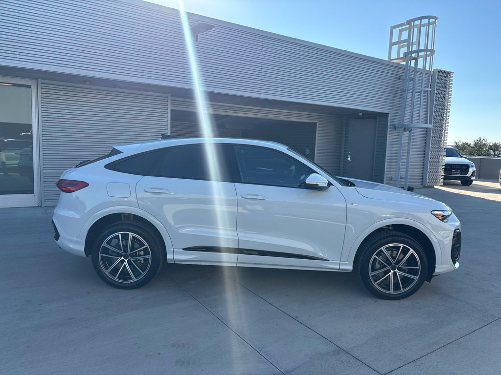 New 2026 Audi Q5 2.0T Premium Plus SUV