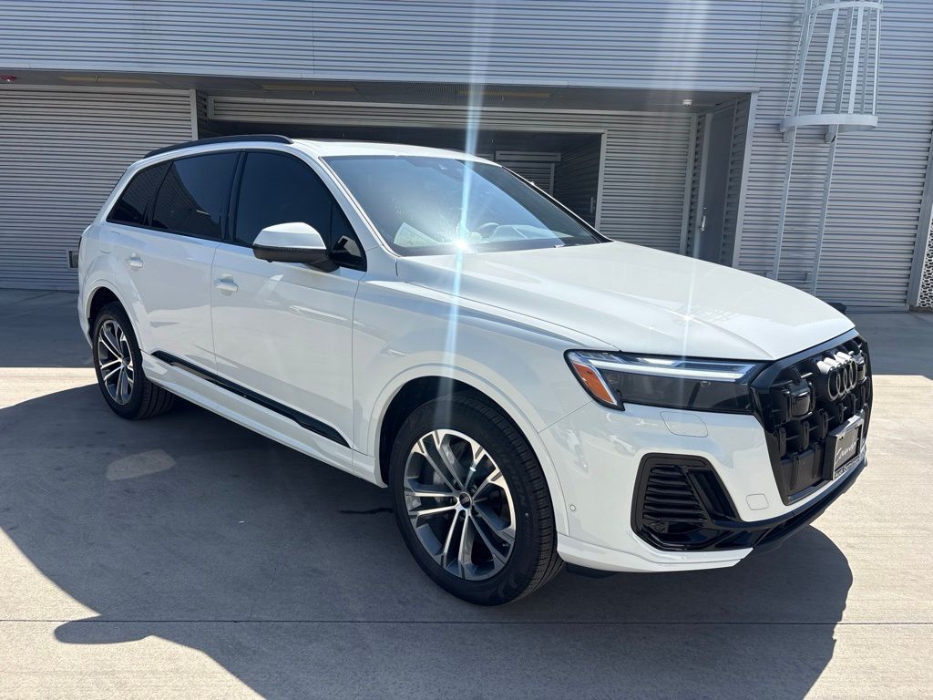 New 2026 Audi Q7 45 Premium Plus SUV
