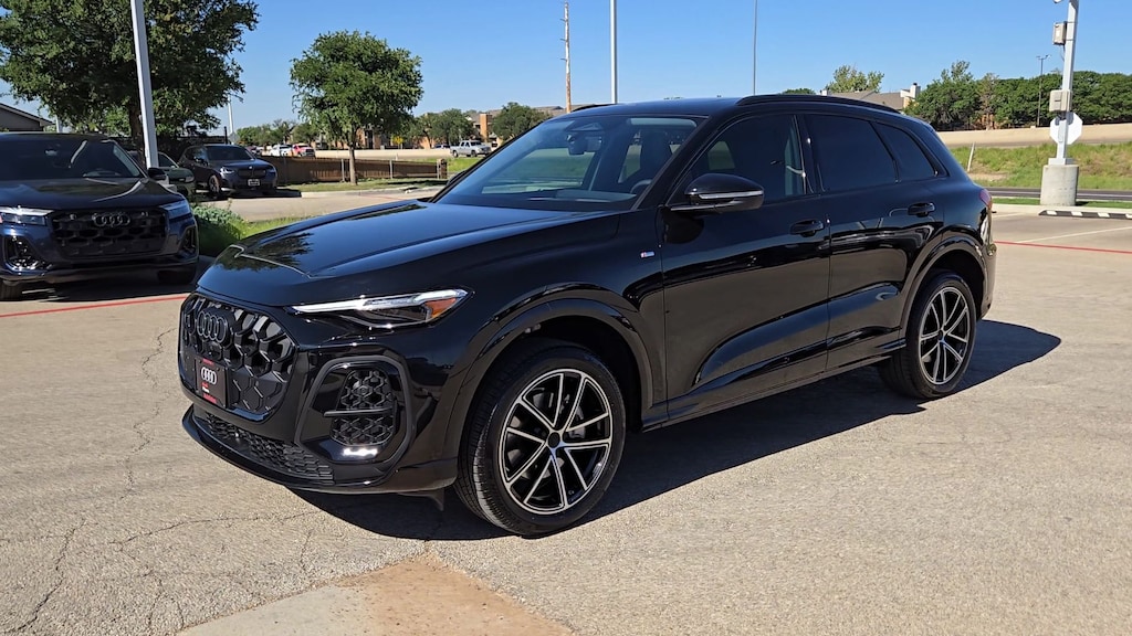 New 2026 Audi Q5 2.0T Premium Plus SUV