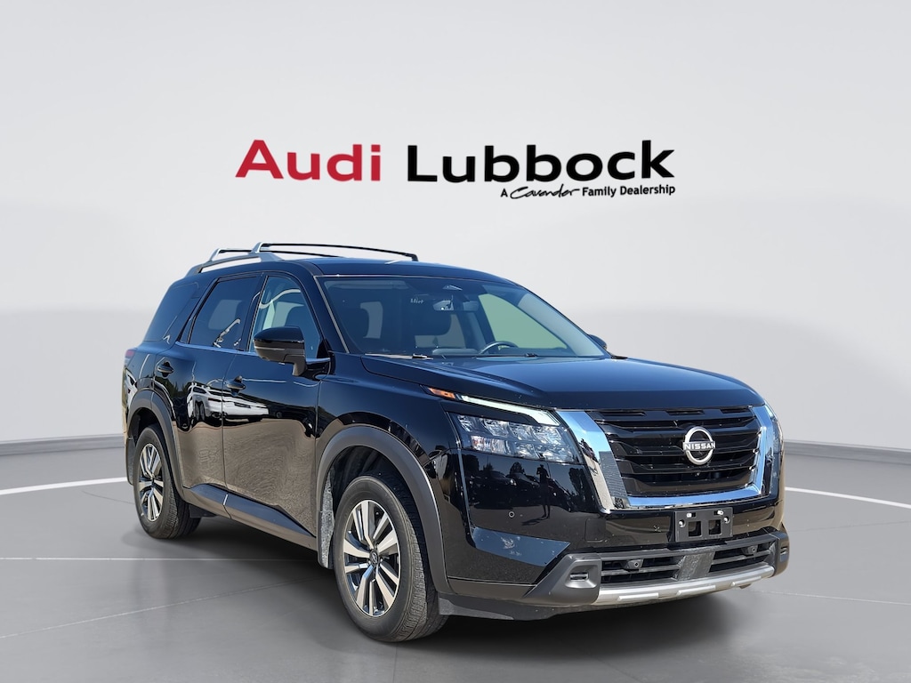 Used 2025 Nissan Pathfinder SL SUV