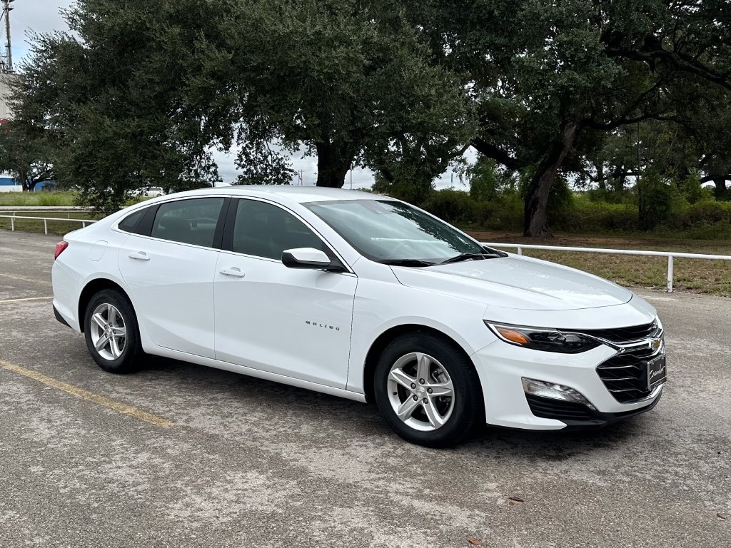 Used 2024 Chevrolet Malibu LT Sedan