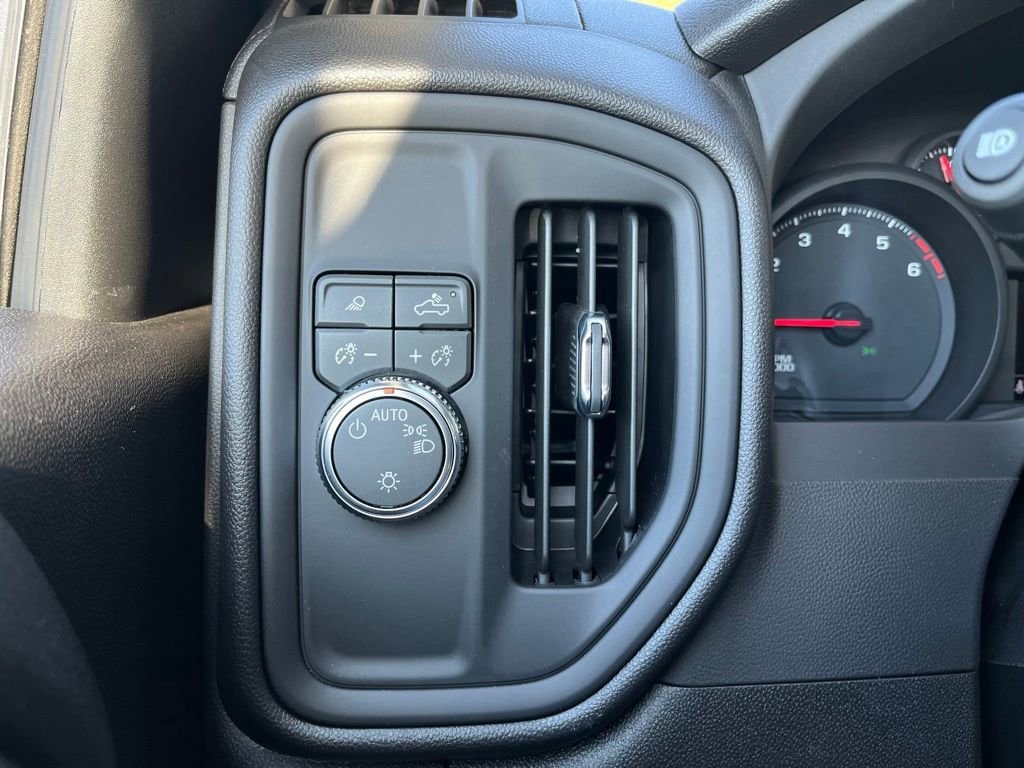 2026 GMC Sierra 2500HD Pro - Photo 21