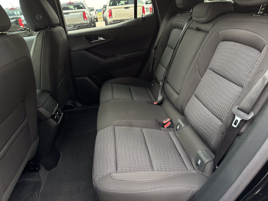 2027 Chevrolet Equinox LT - Photo 13