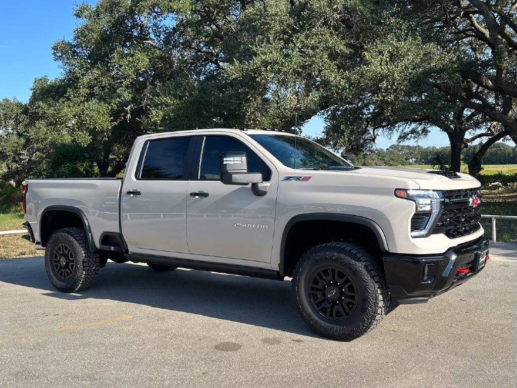 New 2026 Chevrolet Silverado 2500 HD ZR2 Truck