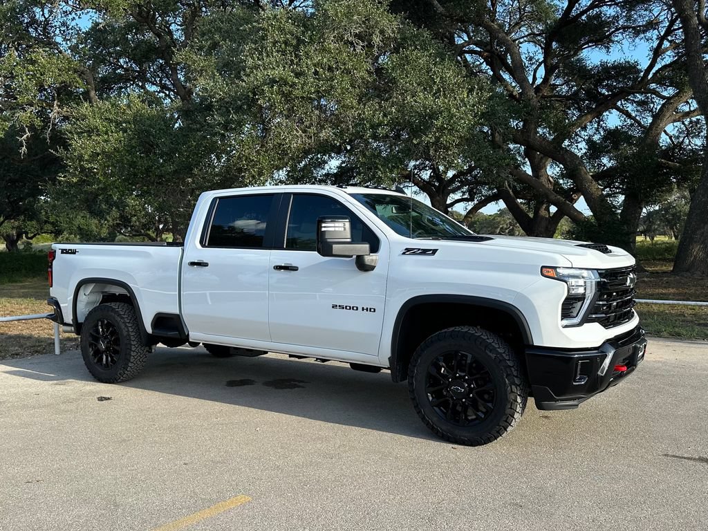 2026 Chevrolet Silverado 2500 HD LT - Photo 3