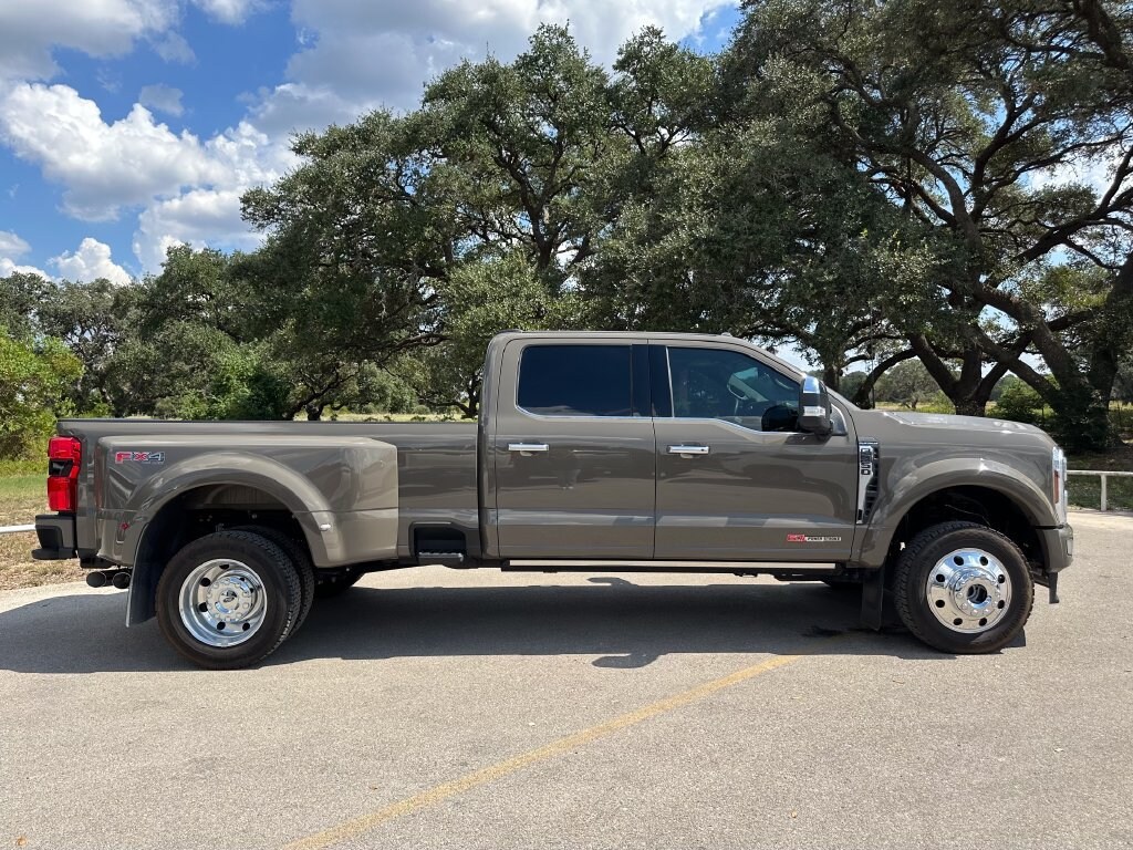 Used 2026 Ford Super Duty F-450 DRW Platinum Plus FX4 Off Road Truck