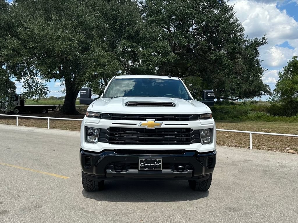 2026 Chevrolet Silverado 2500 HD Custom - Photo 2