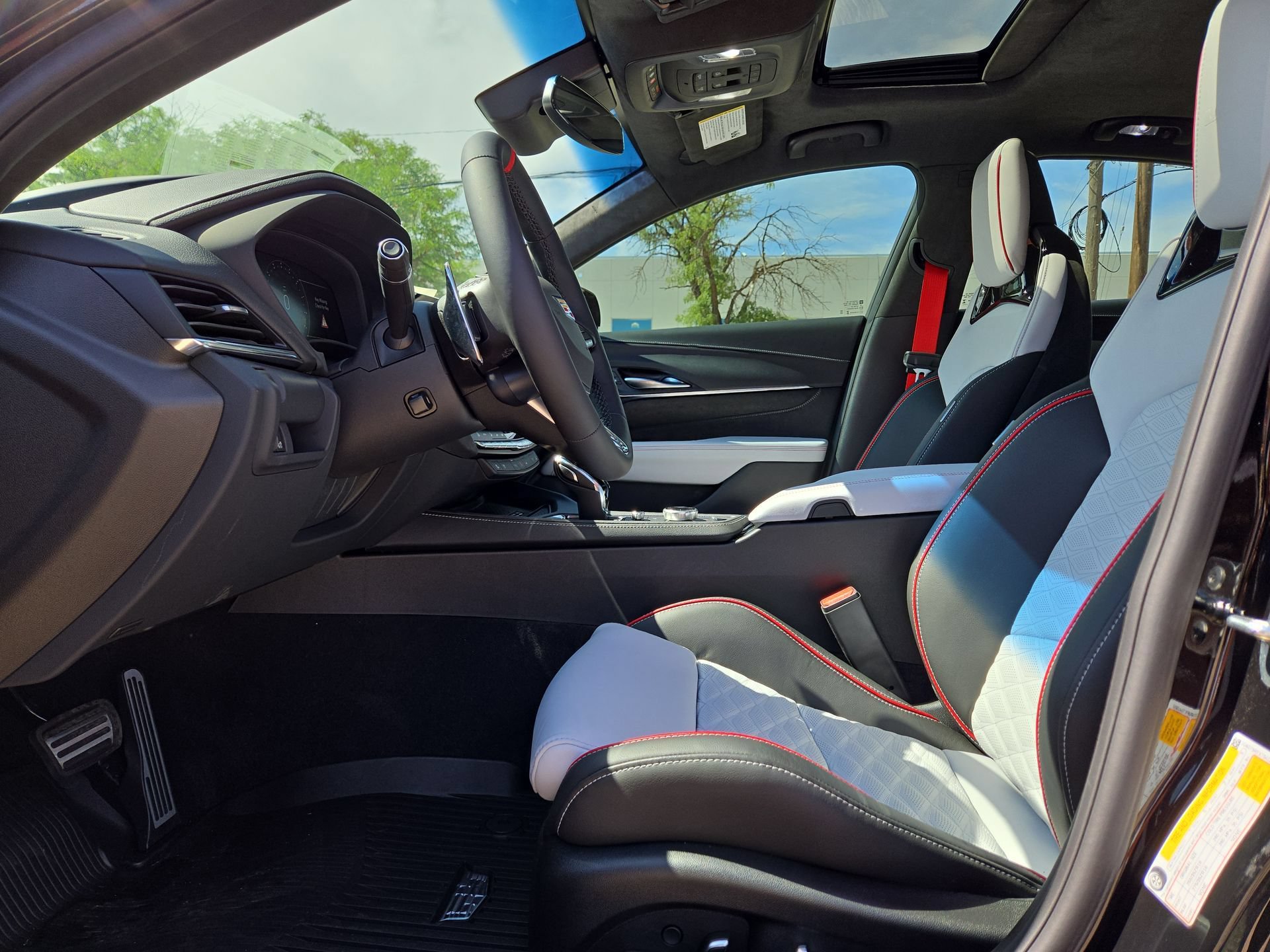 2026 Cadillac CT4 V-Series Blackwing - Photo 16