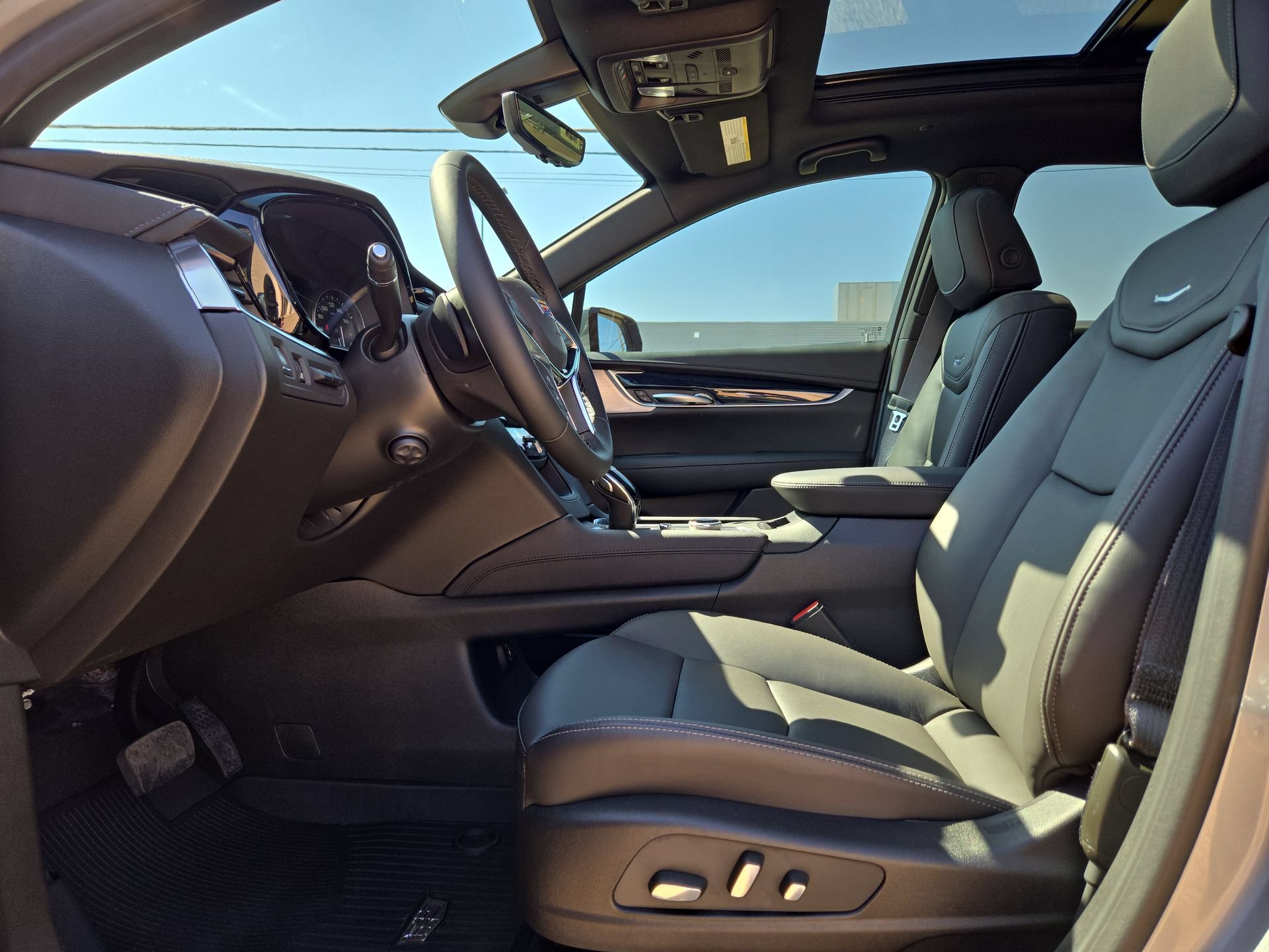 2026 Cadillac XT5 Premium Luxury - Photo 16