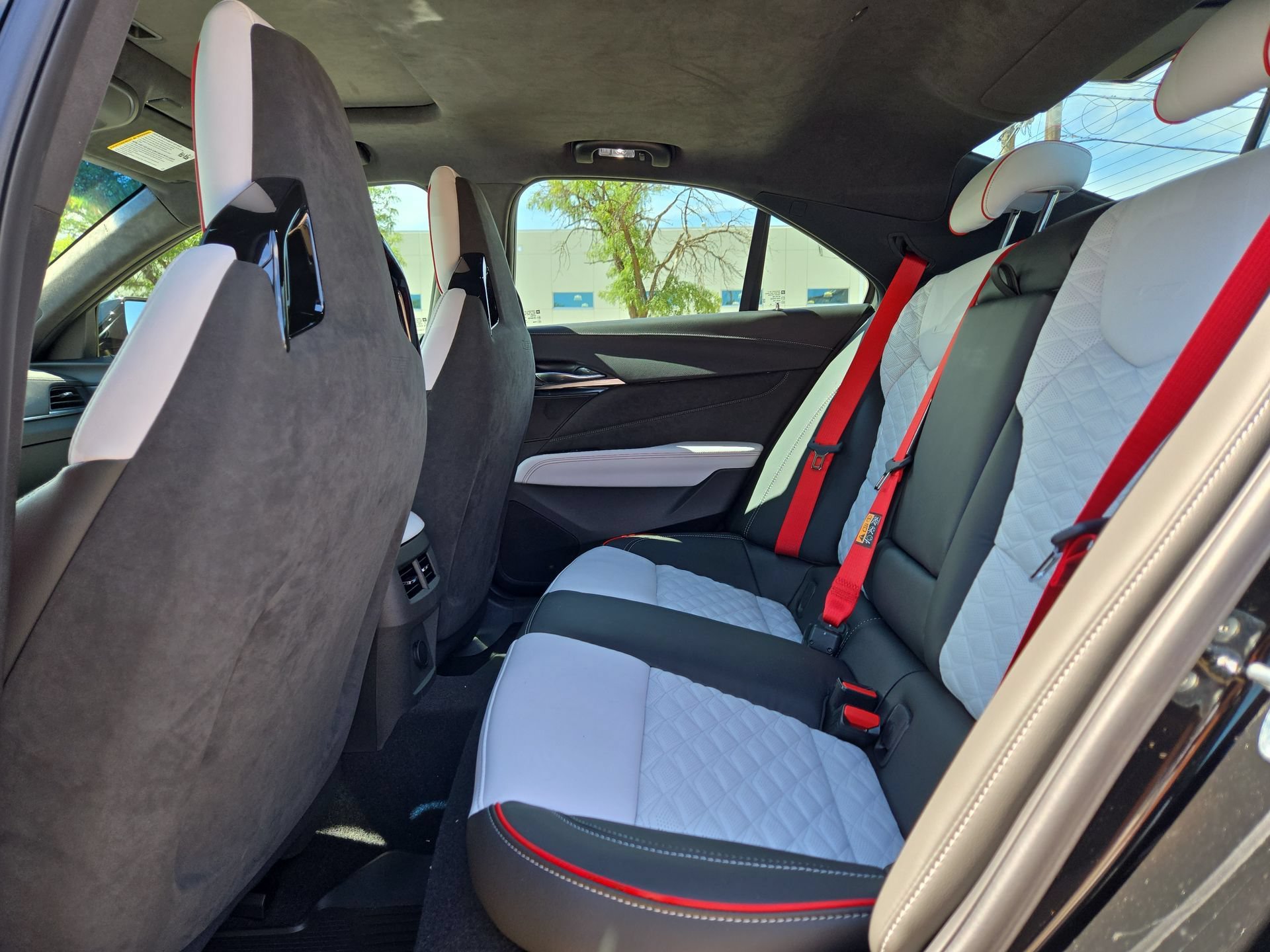 2026 Cadillac CT4 V-Series Blackwing - Photo 13