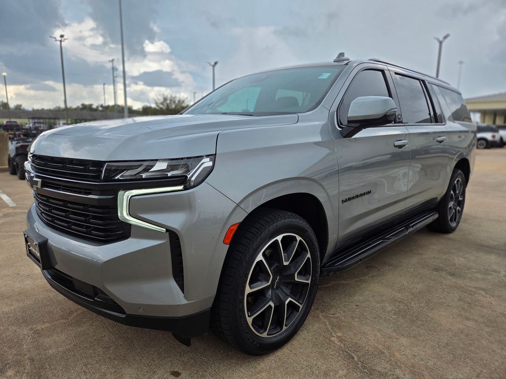 2023 Chevrolet Suburban RST