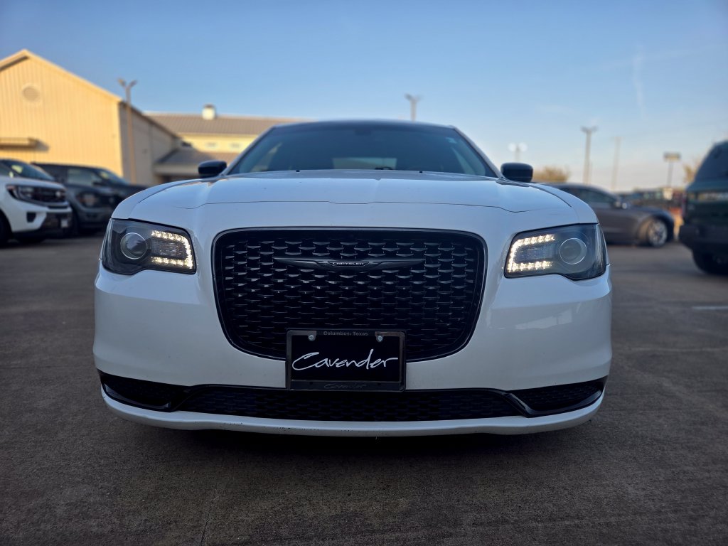 Used 2021 Chrysler 300 Touring with VIN 2C3CCAAG5MH563007 for sale in Columbus, TX