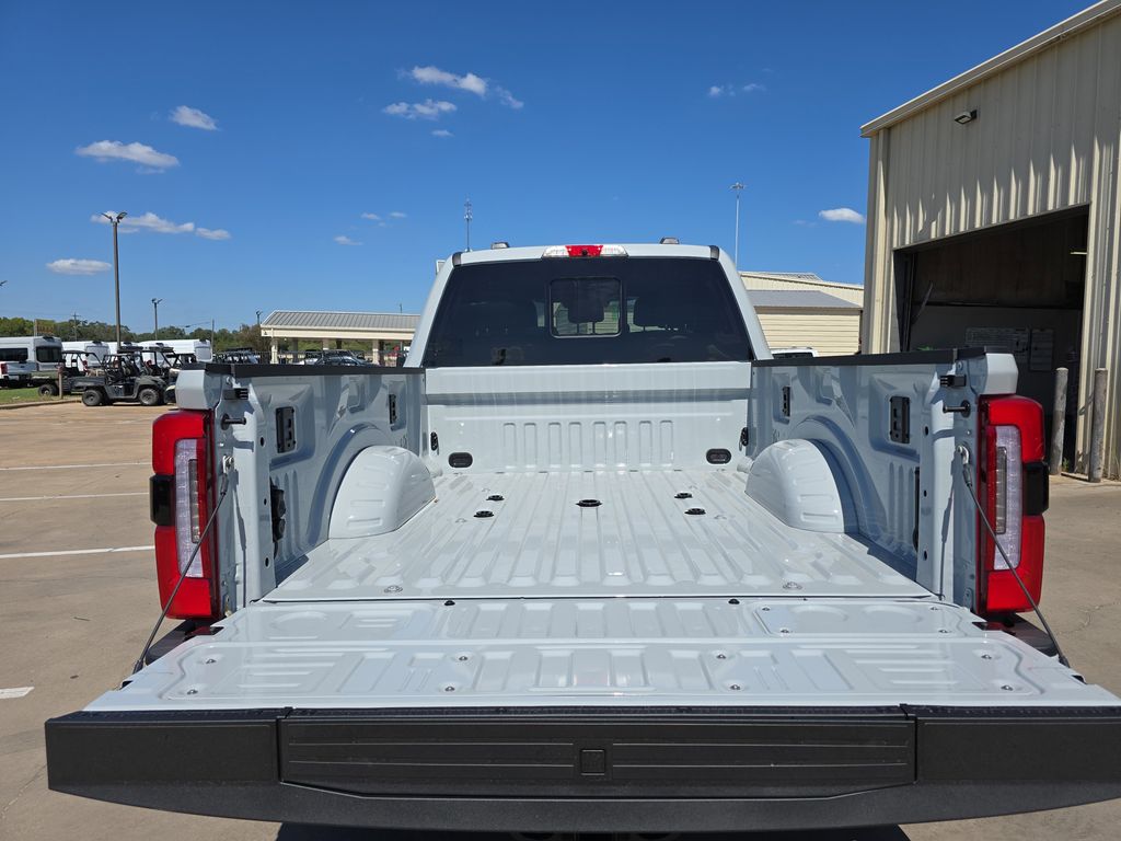2026 Ford F-250 Super Duty Platinum - Photo 12