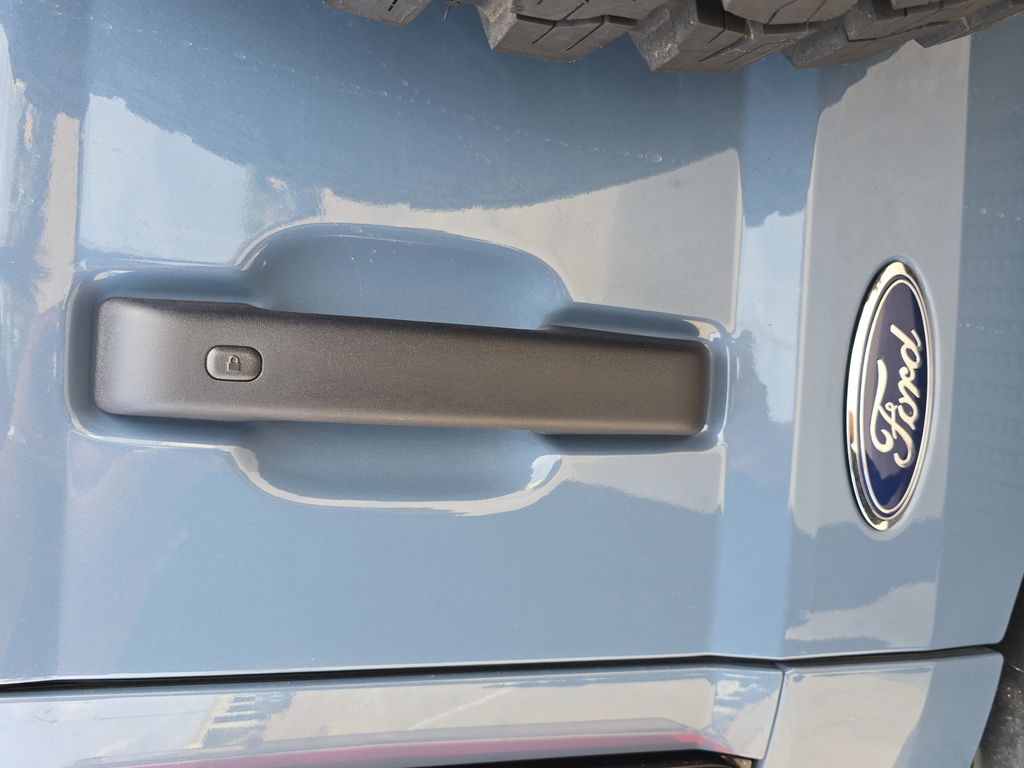 2025 Ford Bronco 4-Door Badlands - Photo 13