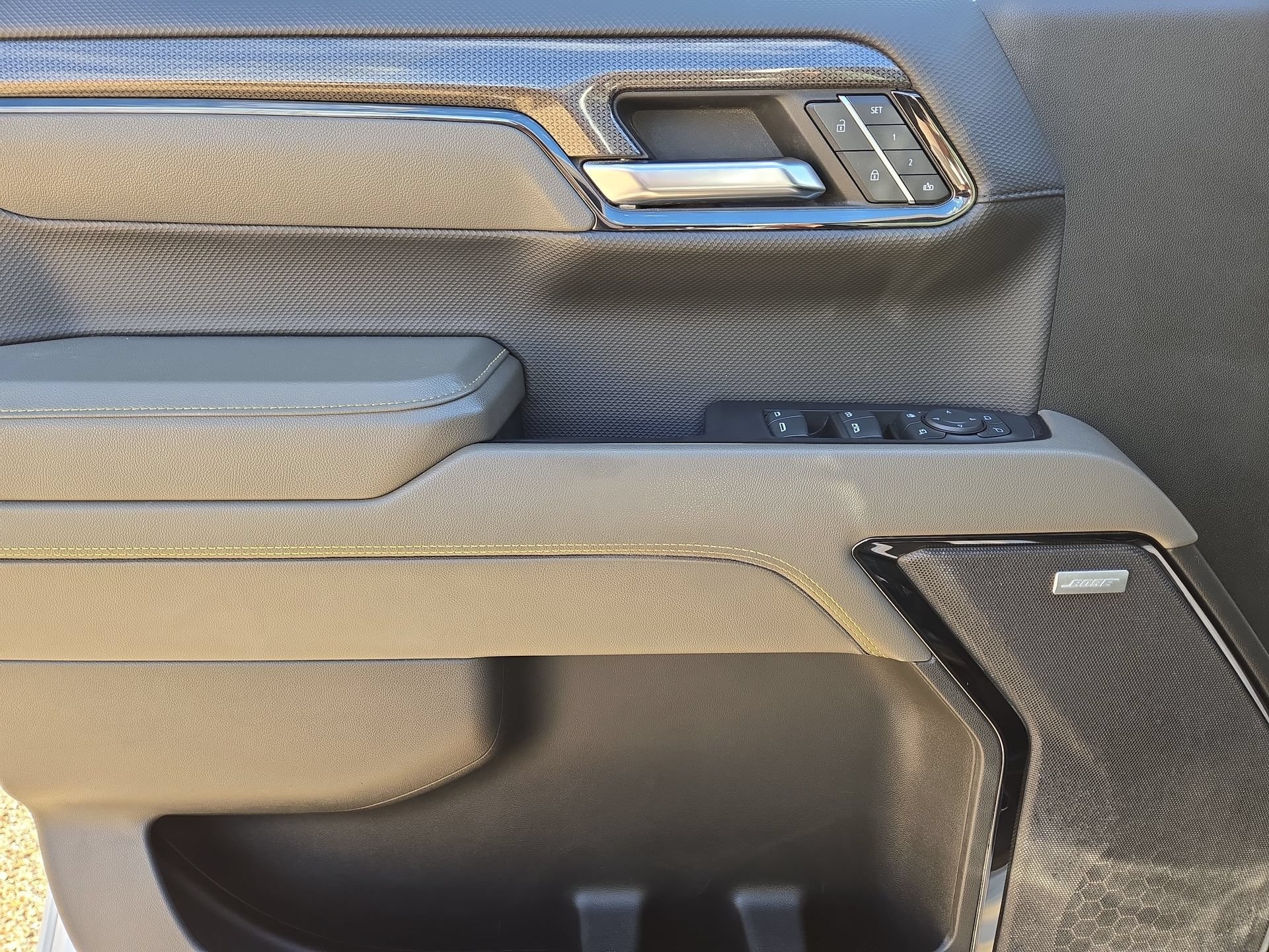 2023 Chevrolet Silverado 1500 ZR2 - Photo 15