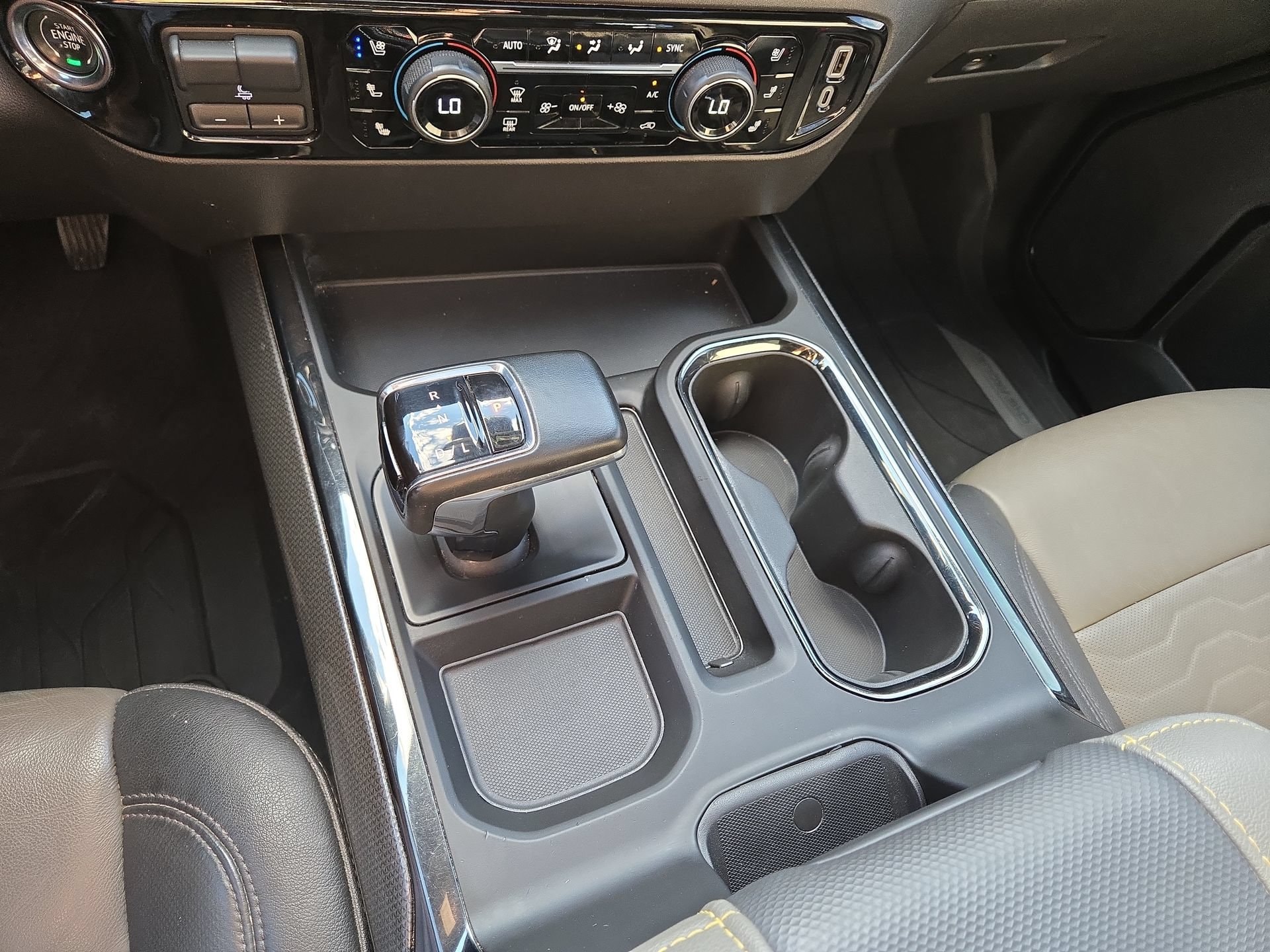 2023 Chevrolet Silverado 1500 ZR2 - Photo 22