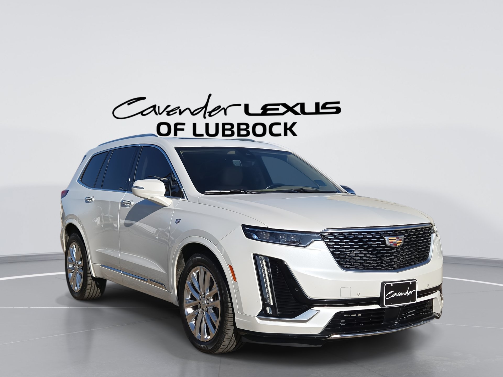  Cadillac XT6