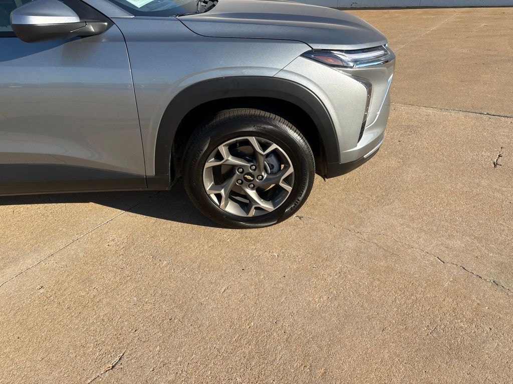 Used 2026 Chevrolet Trax LT SUV