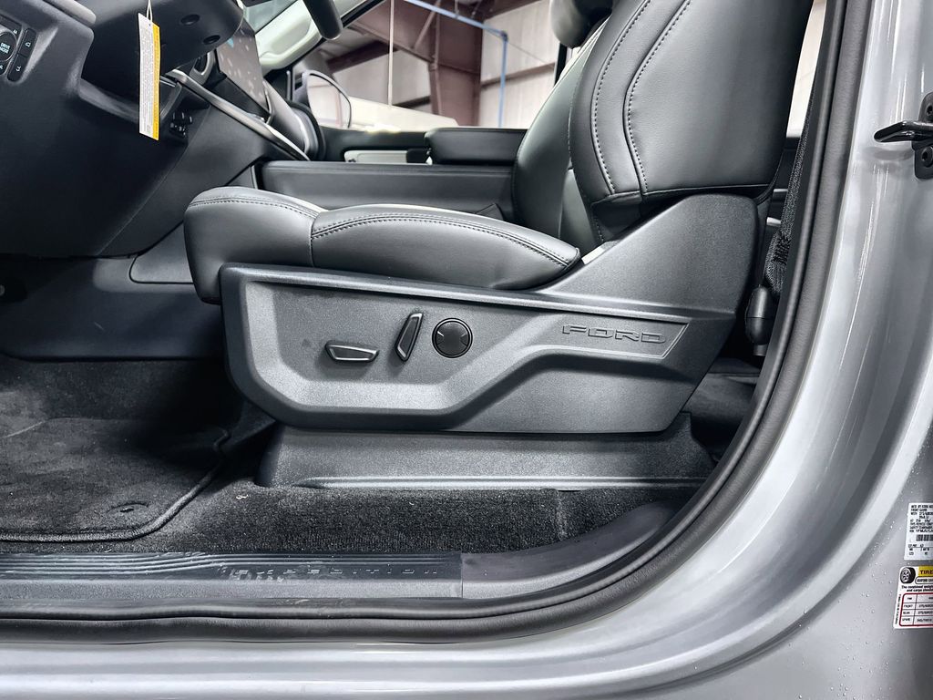 2026 Ford Expedition Active - Photo 14