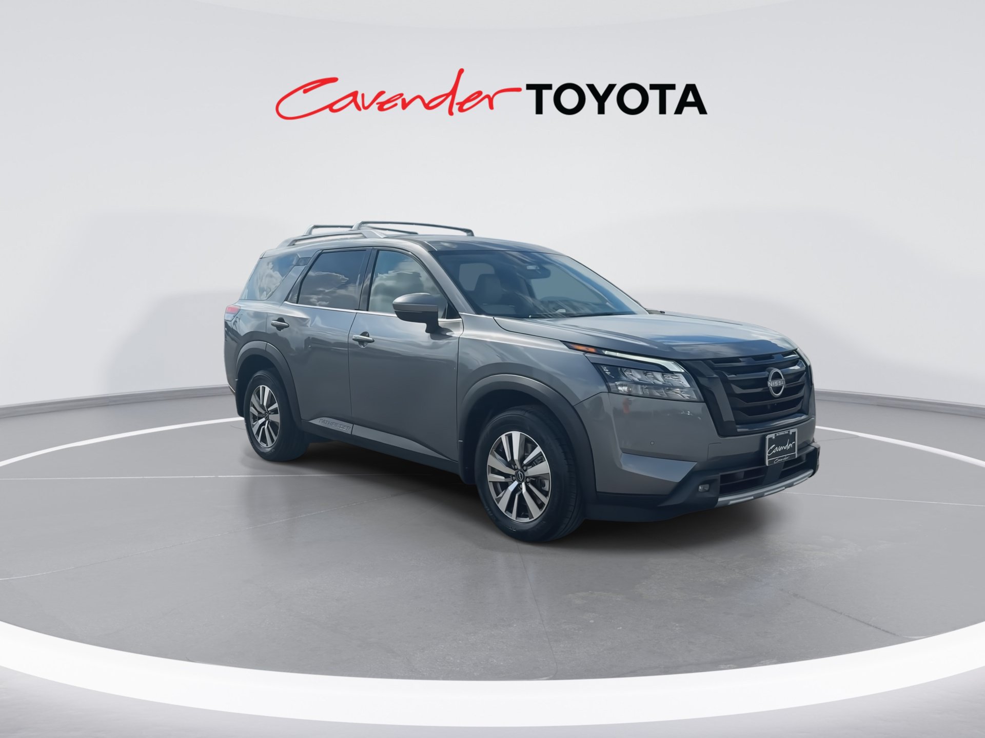 Used 2025 Nissan Pathfinder SL SUV