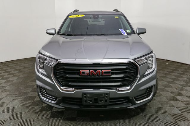 Used 2024 GMC Terrain SLE SUV