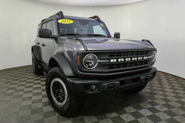 Used 2023 Ford Bronco Black Diamond SUV